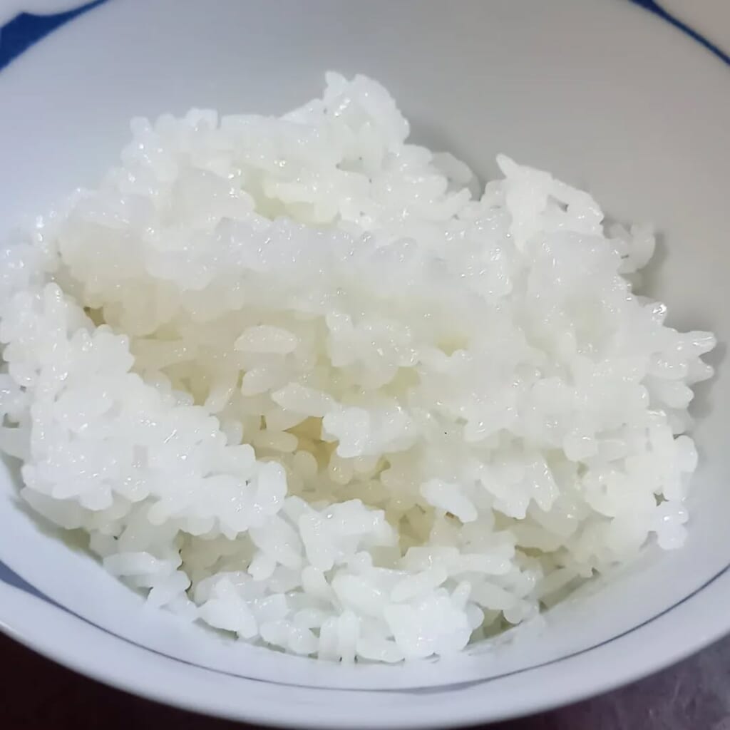 10050