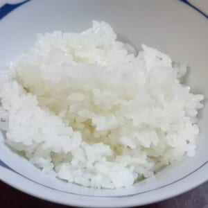 10050